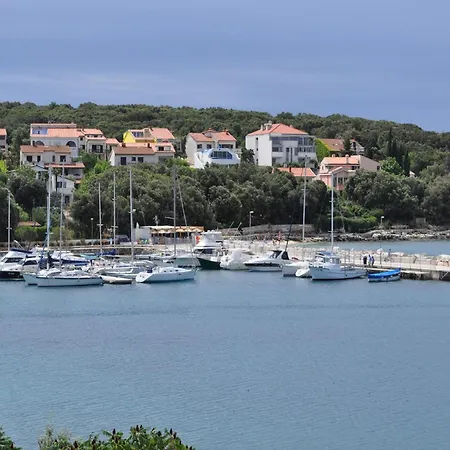 Apartment By The Sea Pula