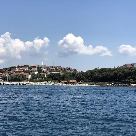 By The Sea Апартаменти *