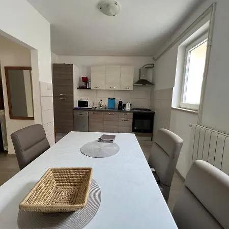 By The Sea Apartment