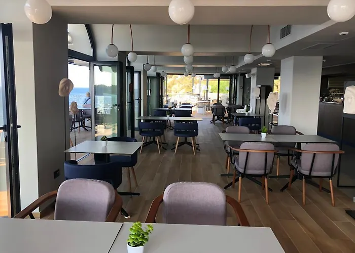 By The Sea Apartman *