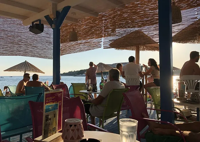 Apartman By The Sea *